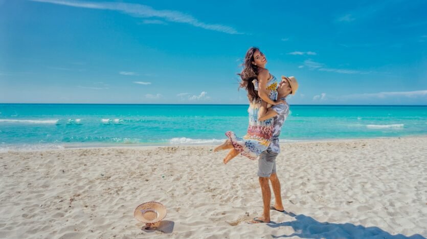 Pareja en la playa de Varadero